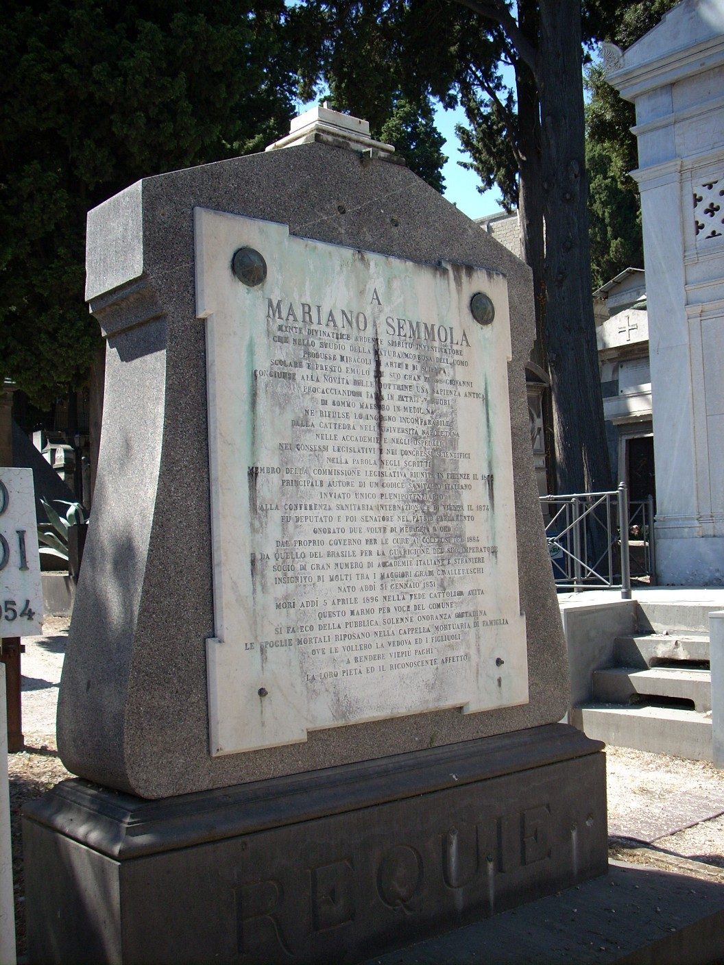 Mariano Semmola monument, Cimitero Poggioreale, Naples - 01.JPG